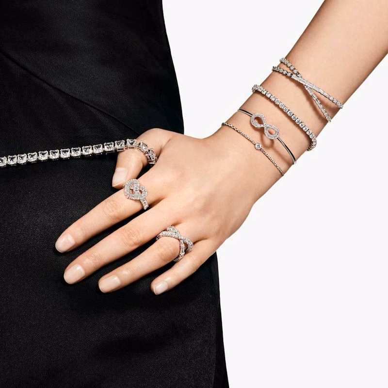 Hyperbola-Armband, Unendlichkeitssymbol, Weiß, Rhodium-Beschichtung
